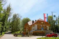 Aparthotel Snjezna Kraljica - vue sur la montagne