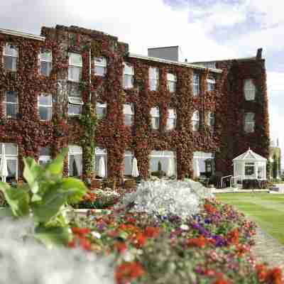 The Carlyon Bay Hotel and Spa Hotel Exterior