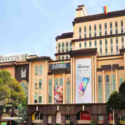 The Waterfront Hotel Kuching Hotel Exterior