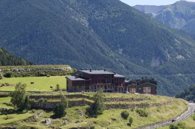 Obaga Blanca & Spa Hotels near Canillo Andorra