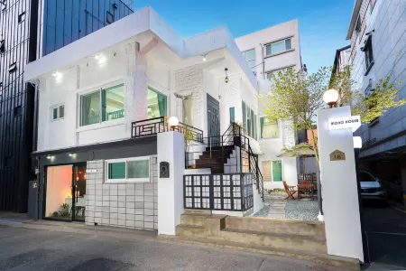 Mono House Hongdae 2