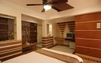 Rangsit Grand Condo Hotels in Khlong Luang
