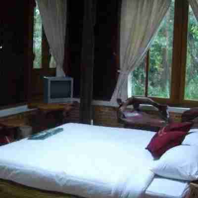 โรงแรมหม่อมไฉไล กาญจนบุรี ฟอเรสต์ รีทรีท Rooms