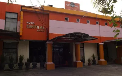 Central Hotel Manado Hotel di North Wenang