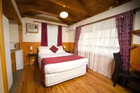 Sanctuary House Resort Motel Hotels in Healesville