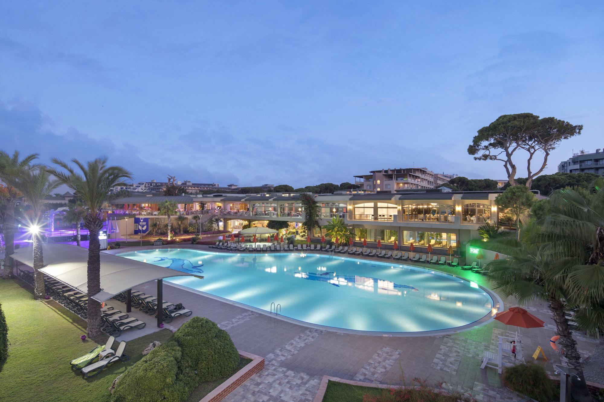 Maritim Pine Beach Resort Belek