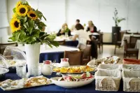 LH Hotel Sirio Venice - breakfast