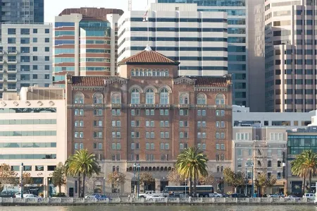 Harbor Court Hotel