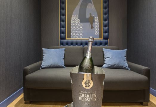 호텔 레 뷸 드 파리의 또 다른 객실 또는 공용 공간