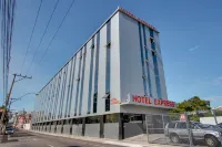 Hotel Express Rodoviária Hotell i Floresta