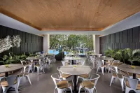 Ascott Waterplace Surabaya Hôtels à : Lakarsantri