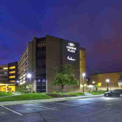 Crowne Plaza LANSING by IHG Hotel Exterior