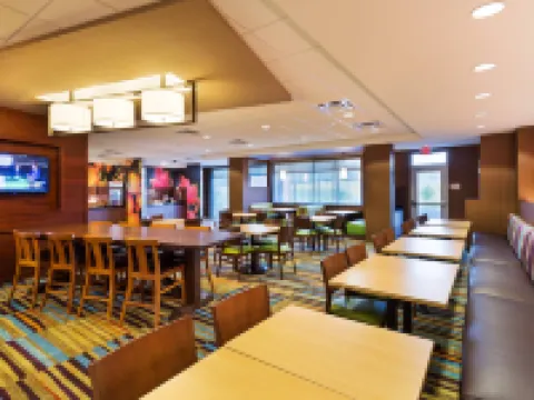 約翰遜城萬楓酒店及套房 約翰遜城酒店