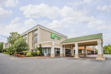 Holiday Inn & Suites PARSIPPANY FAIRFIELD by IHG