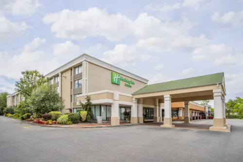 Holiday Inn & Suites PARSIPPANY FAIRFIELD by IHG Hotels in Morris County