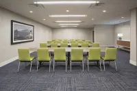 Holiday Inn Express & Suites Boise Airport