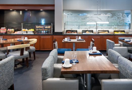 홀리데이 인 포트로더데일 - 에어포트