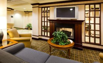 Holiday Inn Express Syracuse Airport