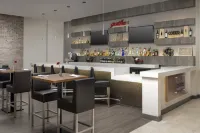 Crowne Plaza SAN ANTONIO AIRPORT by IHG - bar