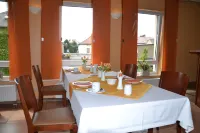 Unter den Linden Hotels in Bischofswerda