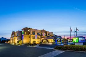 Holiday Inn Express & Suites SAN JOSE-MORGAN HILL by IHG