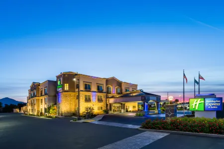 Holiday Inn Express & Suites San Jose-Morgan Hill