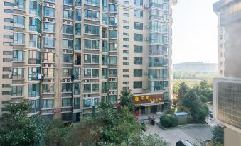 Ji Hotel (Nanjing South Railway Station)