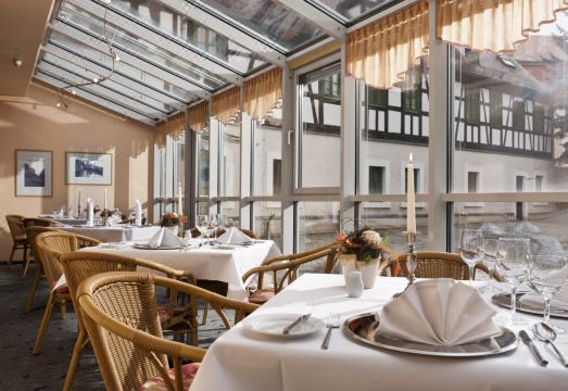 3. 호텔 슐로스 슈..