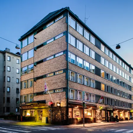 Original Sokos Hotel Albert Отели рядом с достопримечательностью «Церковь Иоанна»