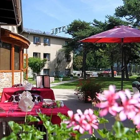 Logis Hotel le Lac