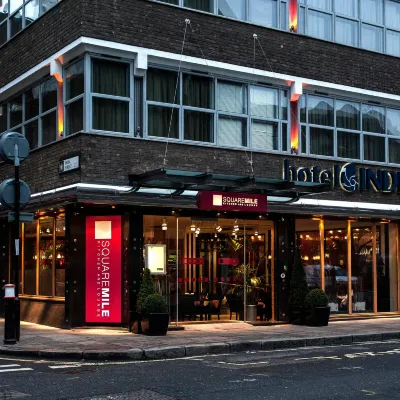 Hotel Indigo LONDON - TOWER HILL by IHG Отели рядом с достопримечательностью «Станция метро Tower Gateway»