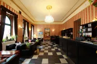 Zlatý Lev Žatec Hotel di Zatec