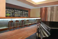 Sheraton Kampala Hotel - 5-Star
