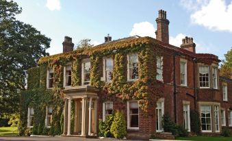 Farington Lodge Hotel