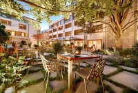 Kaisergarten飯店代德斯海姆 Weingut Gebruder Andres附近的飯店