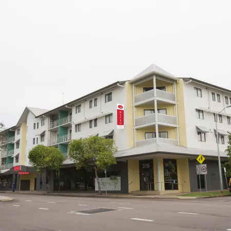 Metro Advance Apartments & Hotel