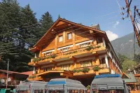 Whispering Inn by Vivaan Hotels in Manali