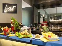 Hotel Lombardia Hotels near Precotto Station