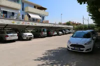 Hotel Caravel - parking