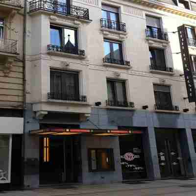 HÔTEL DE LA POSTE Hotel Exterior