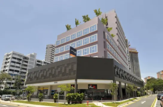 Value Hotel Thomson Singapore Hotels near Chong Yee Temple 萬國山忠義廟