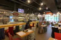 KL Serviced Residences Managed by HII - breakfast