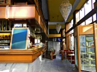 Hotel Alda Centro Gijón فنادق في خيخون