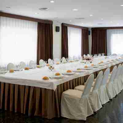 NH Ciudad de Cuenca Dining/Meeting Rooms