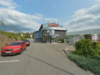 Hotel Vaka Hotels near Technical museum