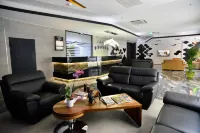 Arus Hotel - 3-Star