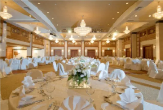 艾因丹特度假村