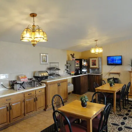 Fireside Inn and Suites
