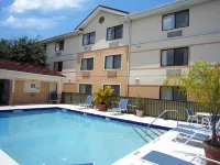Extended Stay America Select Suites Tampa Airport Memorial Hwy فنادق في Town 'n' Country