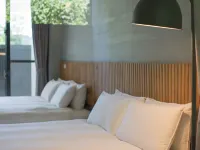 Sunshine Hot Spring B&B Hotels near Ruisui Farm